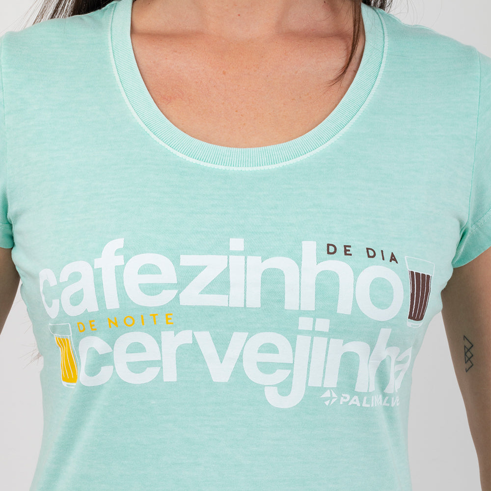 Camiseta Feminina Azul Claro Cafézinho e Cervejinha