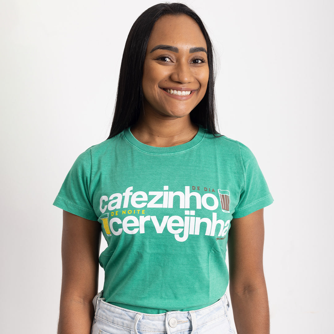 Camiseta Feminina Verde Cafézinho e Cervejinha